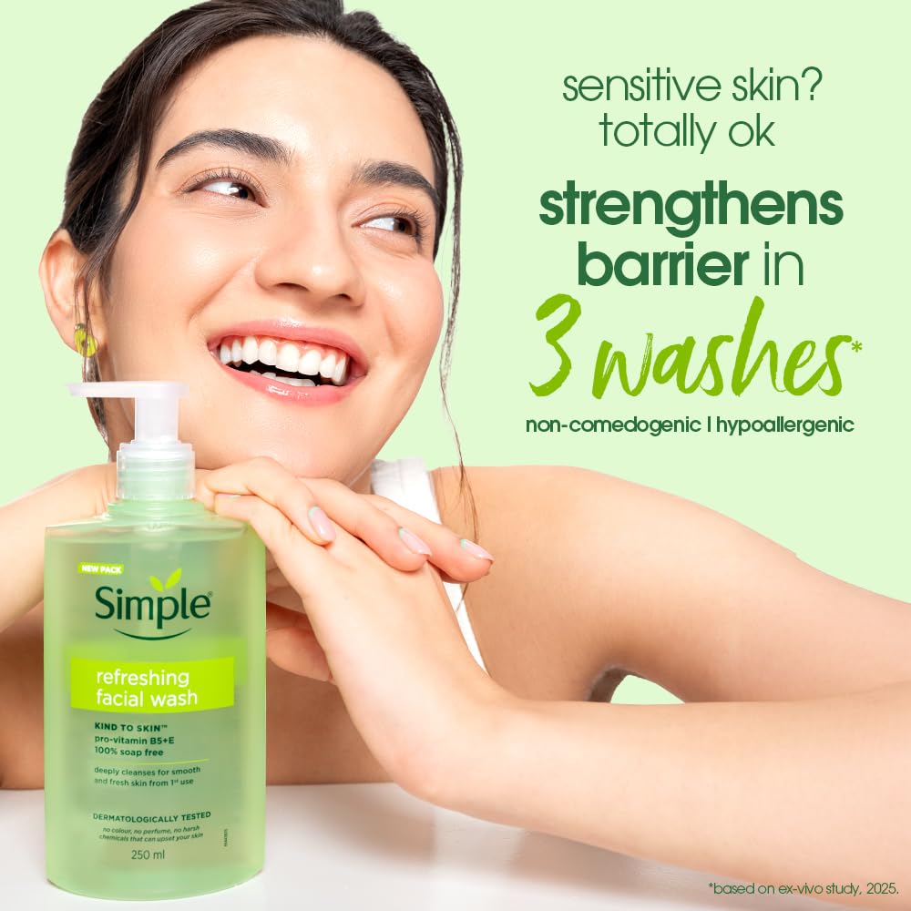 Simple Kind to Skin Refreshing Facial Wash | 100% Soap-Free Gentle Cleanser with Vitamin E & Glycerin | For All Skin Types | Perfect for Sensitive Skin, 250ml