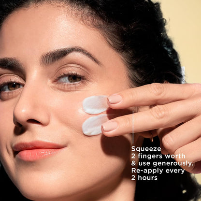 POND'S Serum boost sunscreen For All skin types prevent and fade dark patches with the power of SPF 55 and NIACINAMIDE-C Serum 50g